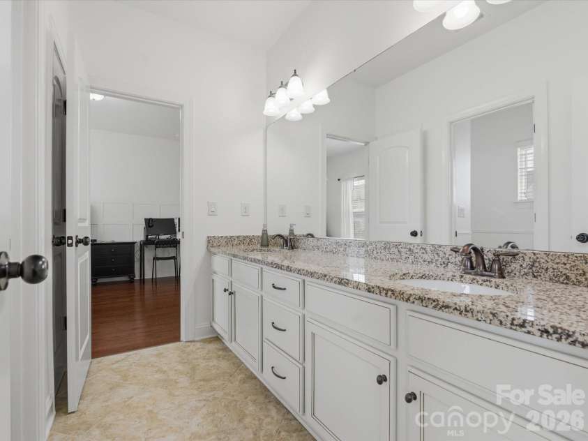 300 Jude Lane, Waxhaw, NC 28173.  MLS# CAR4341142, YatesRealty ID 4097. 