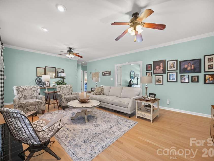 2255 Drawbridge Court, Rock Hill, SC 29732.  MLS# CAR4409450, YatesRealty ID 40970. 
