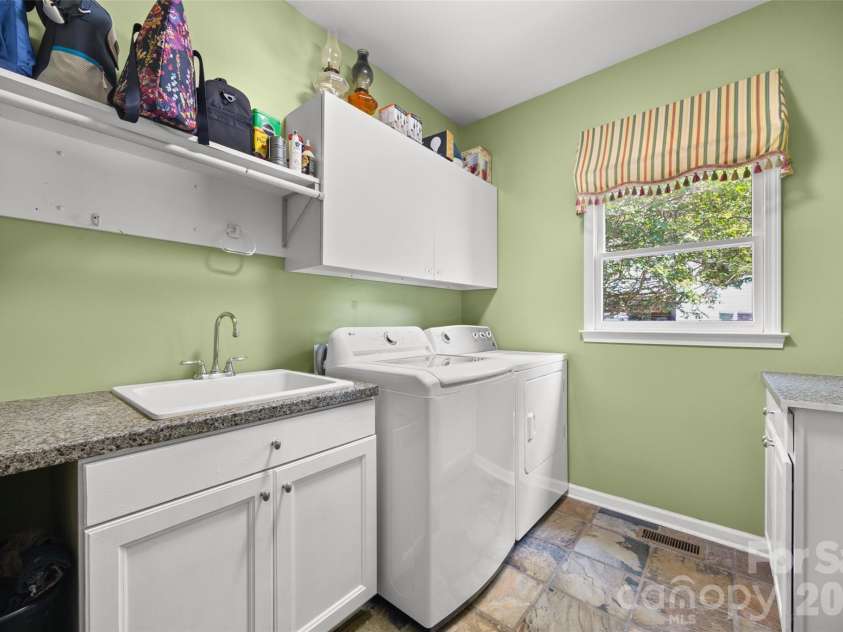 2255 Drawbridge Court, Rock Hill, SC 29732.  MLS# CAR4409450, YatesRealty ID 40970. 