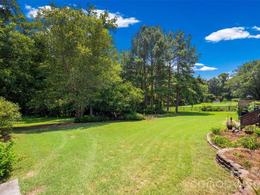 2255 Drawbridge Court, Rock Hill, SC 29732.  MLS# CAR4409450, YatesRealty ID 40970. 