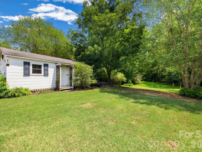2255 Drawbridge Court, Rock Hill, SC 29732.  MLS# CAR4409450, YatesRealty ID 40970. 