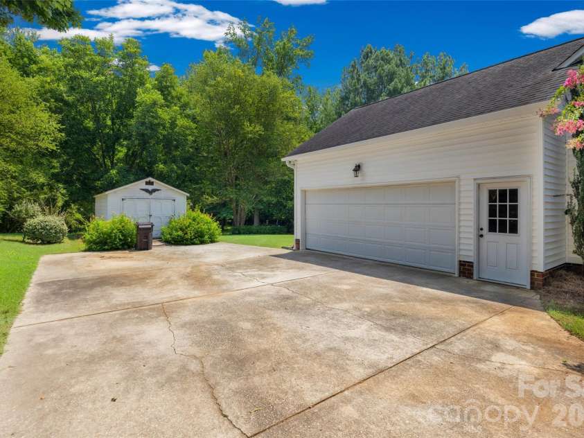 2255 Drawbridge Court, Rock Hill, SC 29732.  MLS# CAR4409450, YatesRealty ID 40970. 