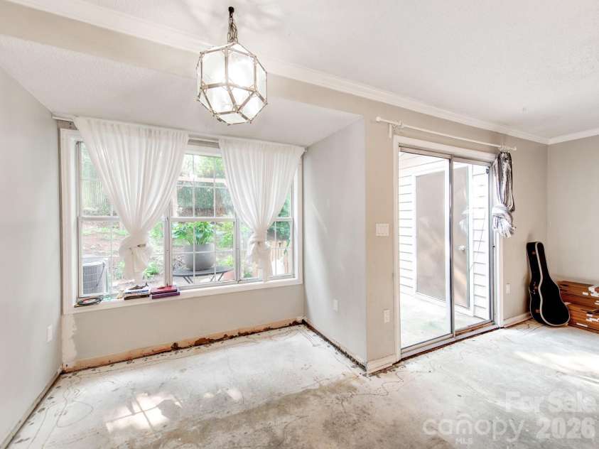 104 Heritage Parkway, Fort Mill, SC 29715.  MLS# CAR4408152, YatesRealty ID 40971. 