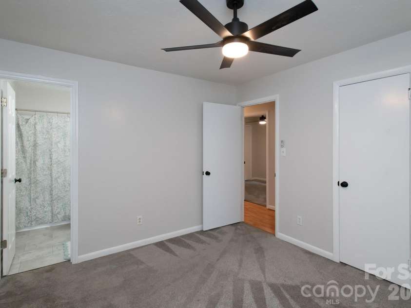 7 Brookshire Street Extension, Asheville, NC 28803.  MLS# CAR4396691, YatesRealty ID 40973. 