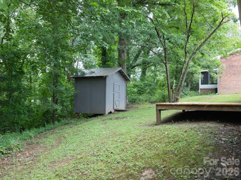 7 Brookshire Street Extension, Asheville, NC 28803.  MLS# CAR4396691, YatesRealty ID 40973. 