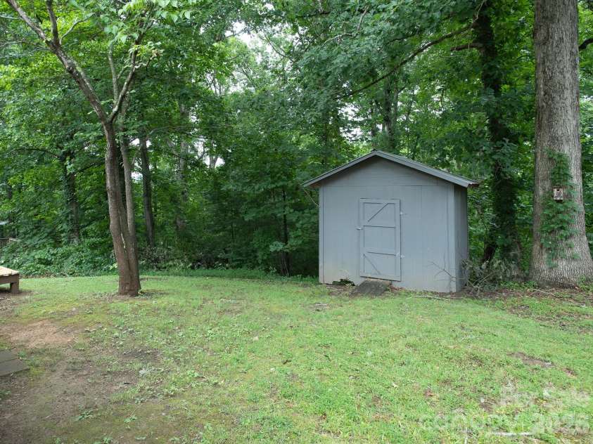 7 Brookshire Street Extension, Asheville, NC 28803.  MLS# CAR4396691, YatesRealty ID 40973. 