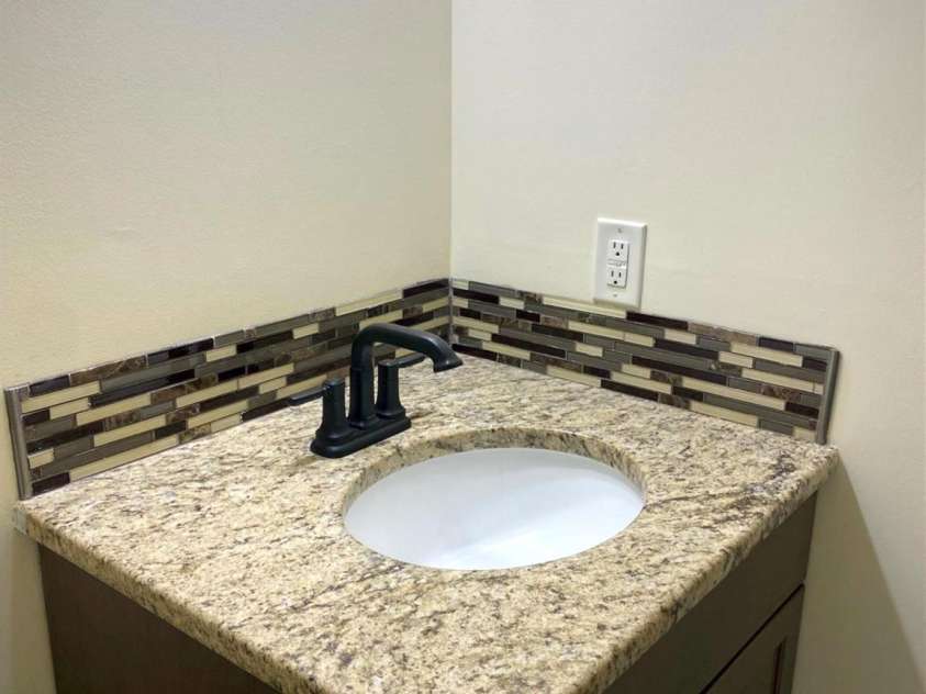 5750 Oyster Catcher Drive, North Myrtle Beach, SC 29582.  MLS# CAR4409792, YatesRealty ID 40974. Bathroom 2