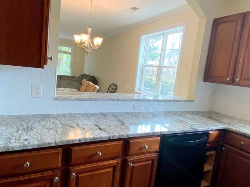 5750 Oyster Catcher Drive, North Myrtle Beach, SC 29582.  MLS# CAR4409792, YatesRealty ID 40974. Beautiful granite countertops