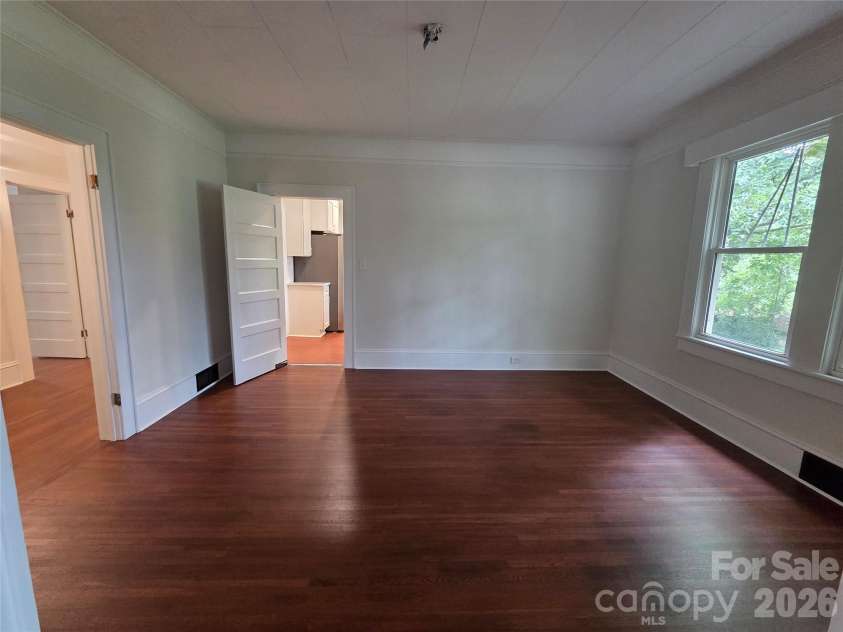 305 12th Street, Kannapolis, NC 28081.  MLS# CAR4409388, YatesRealty ID 40975. 