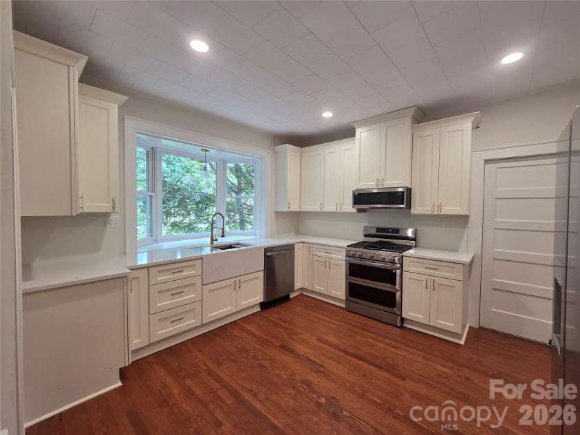 305 12th Street, Kannapolis, NC 28081.  MLS# CAR4409388, YatesRealty ID 40975. 