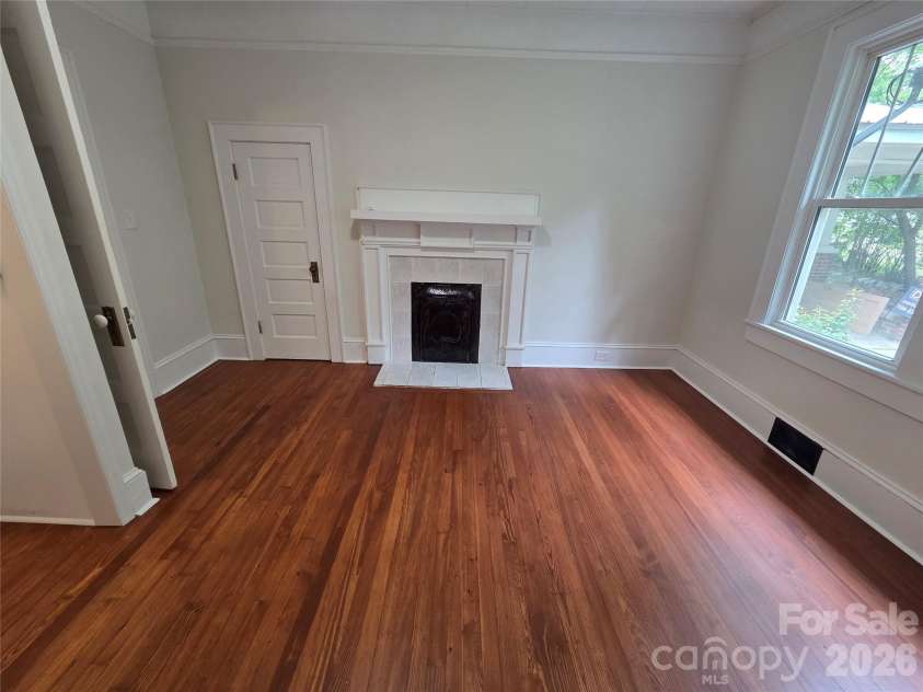 305 12th Street, Kannapolis, NC 28081.  MLS# CAR4409388, YatesRealty ID 40975. 