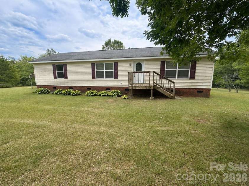 4506 Logging Road, Lancaster, SC 29720.  MLS# CAR4399562, YatesRealty ID 40977. 