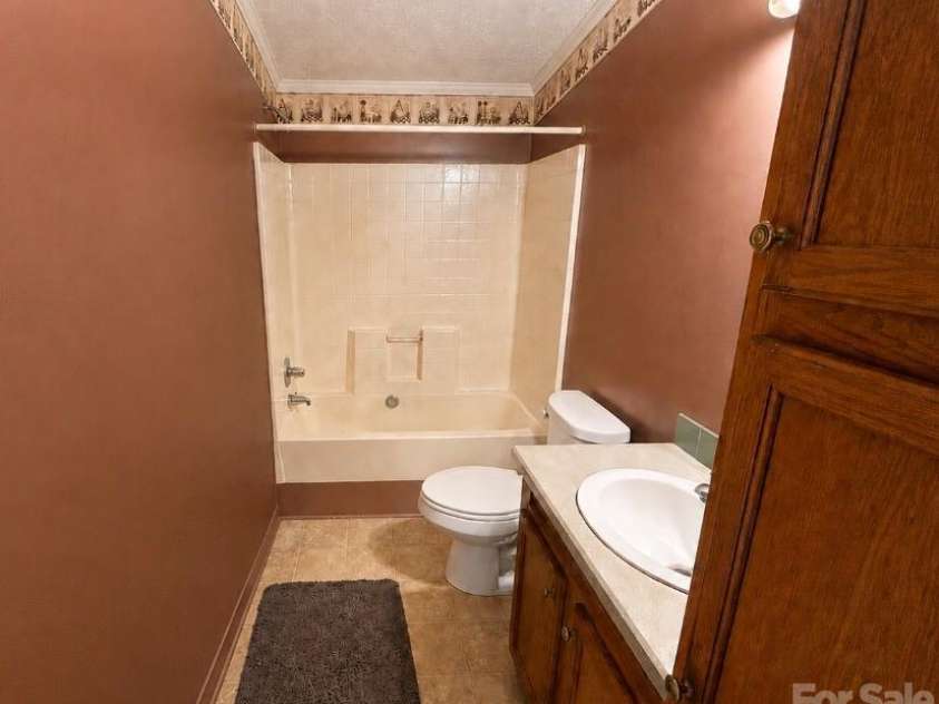 4506 Logging Road, Lancaster, SC 29720.  MLS# CAR4399562, YatesRealty ID 40977. 