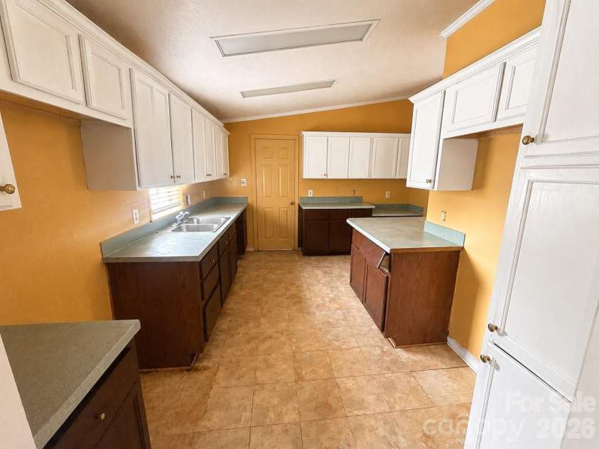 4506 Logging Road, Lancaster, SC 29720.  MLS# CAR4399562, YatesRealty ID 40977. 