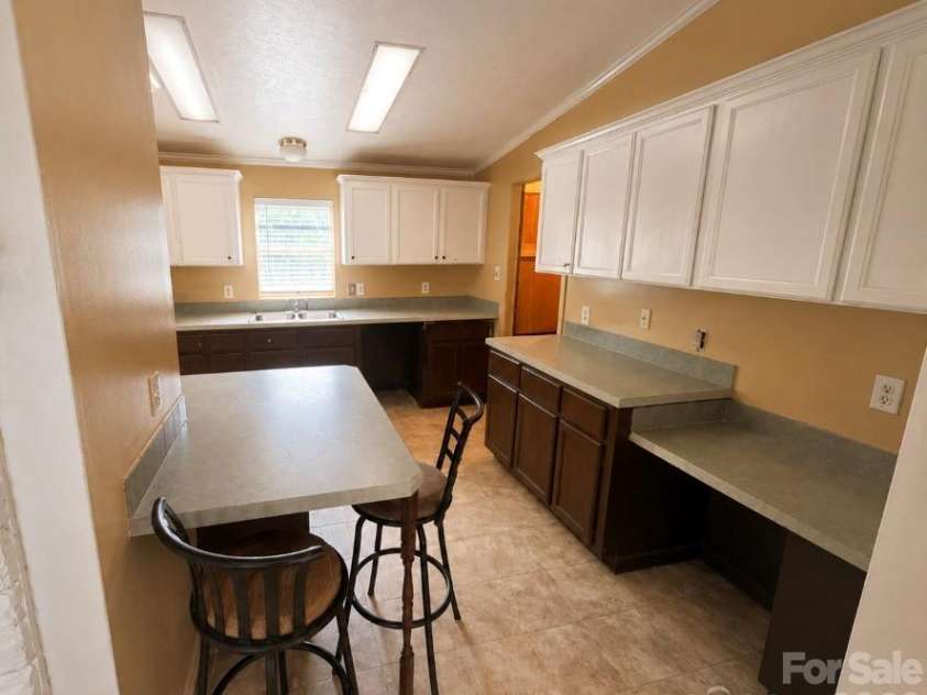 4506 Logging Road, Lancaster, SC 29720.  MLS# CAR4399562, YatesRealty ID 40977. 