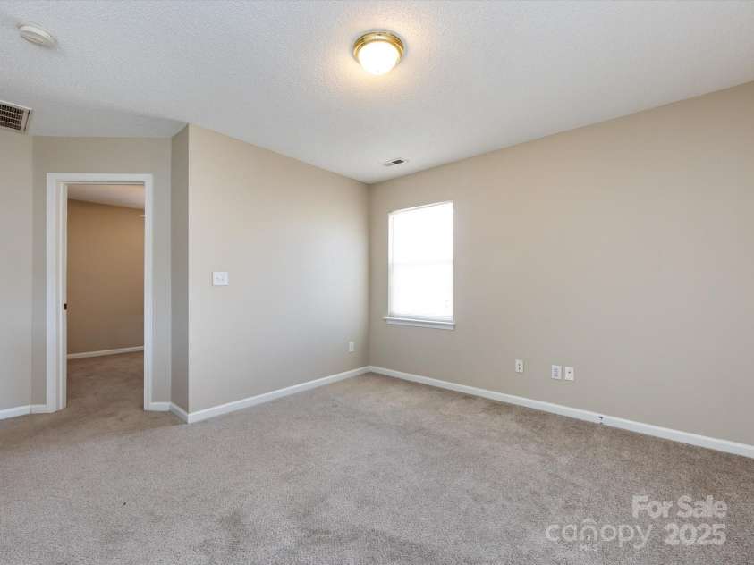 12915 Deaton Hill Drive, Charlotte, NC 28269.  MLS# CAR4227729, YatesRealty ID 4098. 
