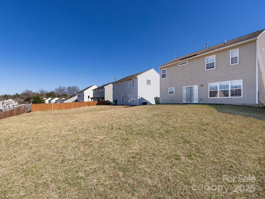 12915 Deaton Hill Drive, Charlotte, NC 28269.  MLS# CAR4227729, YatesRealty ID 4098. 