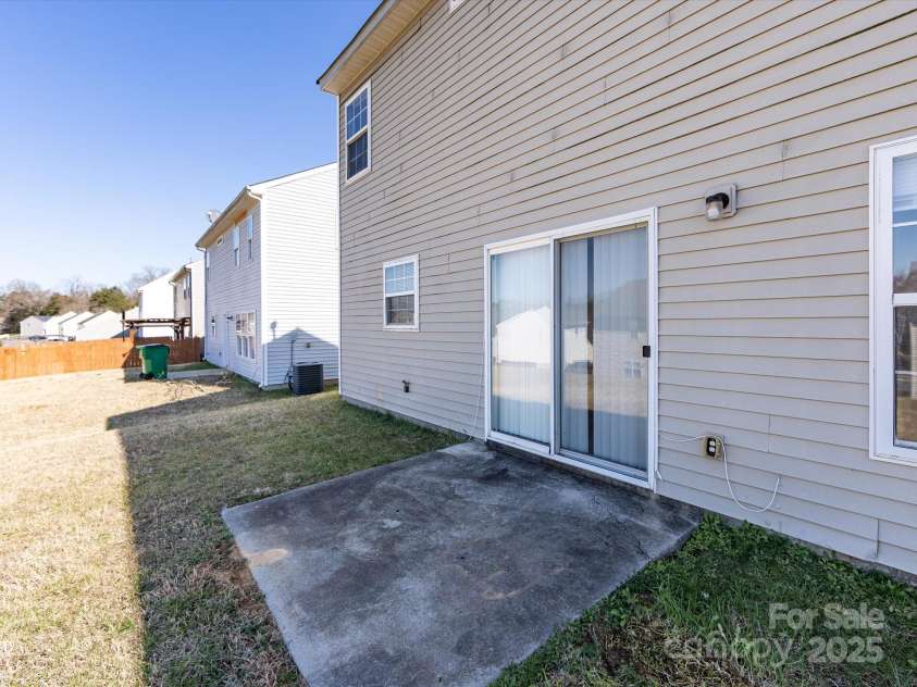 12915 Deaton Hill Drive, Charlotte, NC 28269.  MLS# CAR4227729, YatesRealty ID 4098. 