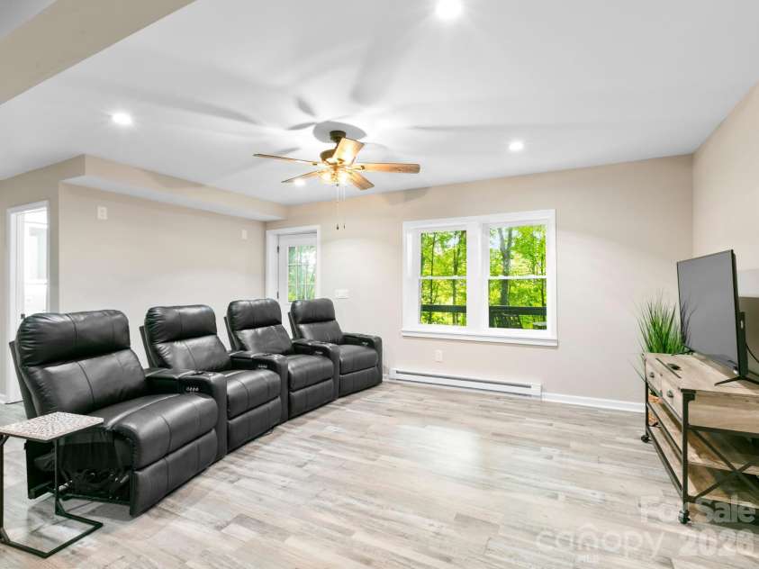 139 Kammerer Drive, Waynesville, NC 28785.  MLS# CAR4377937, YatesRealty ID 40981. Basement Den