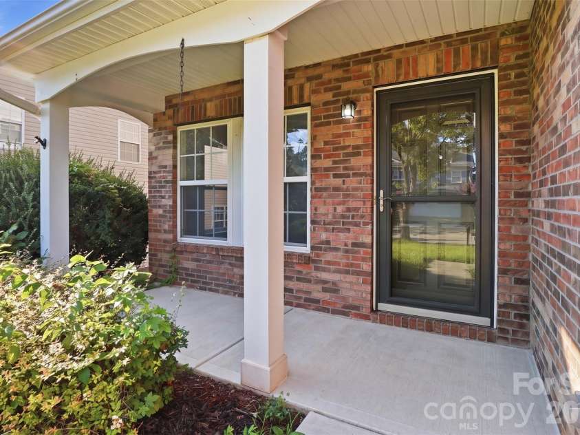 353 Primrose Walk, Fort Mill, SC 29715.  MLS# CAR4397458, YatesRealty ID 40982. 