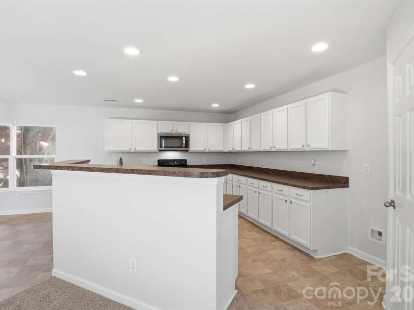 353 Primrose Walk, Fort Mill, SC 29715.  MLS# CAR4397458, YatesRealty ID 40982. 