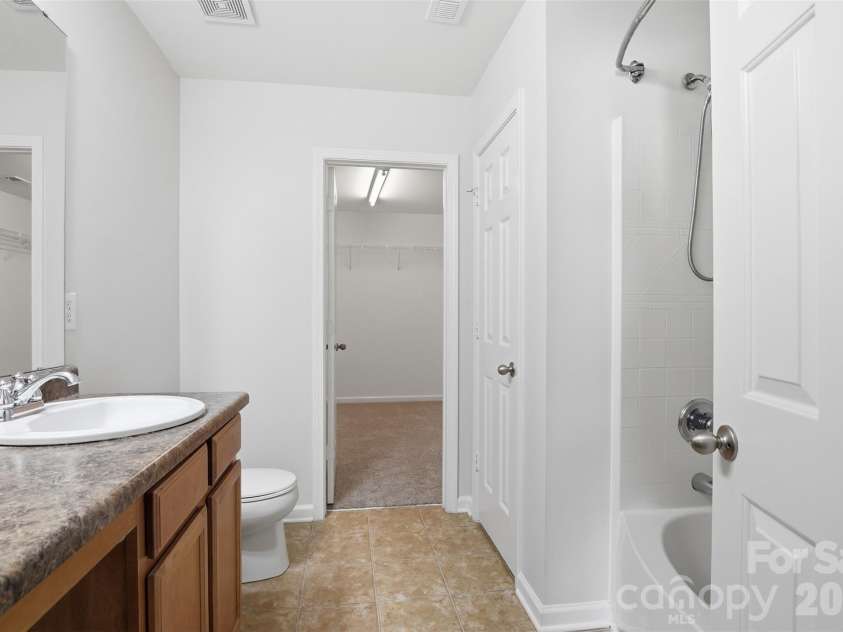 353 Primrose Walk, Fort Mill, SC 29715.  MLS# CAR4397458, YatesRealty ID 40982. 