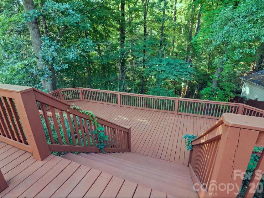 353 Primrose Walk, Fort Mill, SC 29715.  MLS# CAR4397458, YatesRealty ID 40982. 