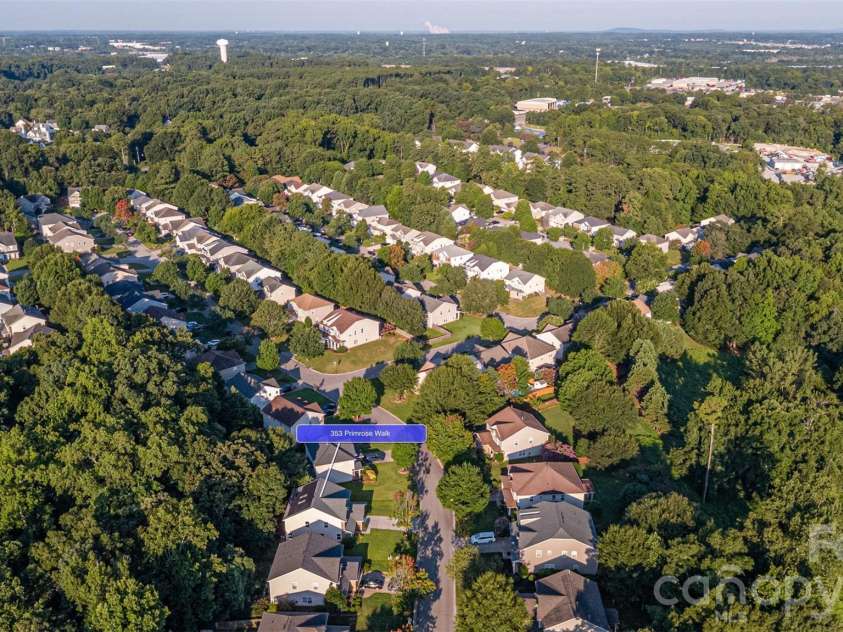 353 Primrose Walk, Fort Mill, SC 29715.  MLS# CAR4397458, YatesRealty ID 40982. 