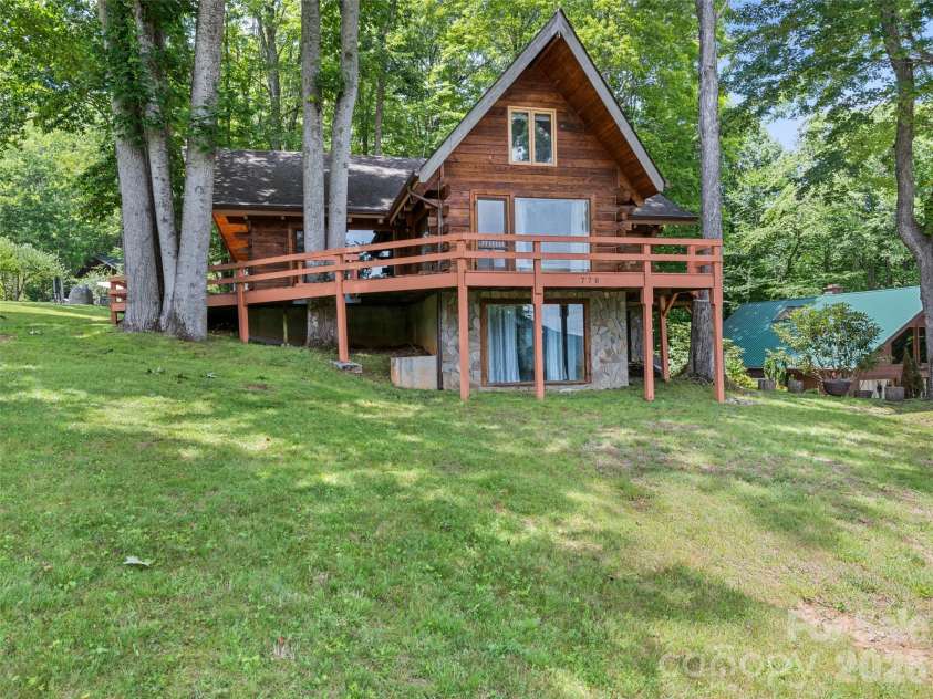 770 Shelton Cove Road, Waynesville, NC 28785.  MLS# CAR4409581, YatesRealty ID 40983. 