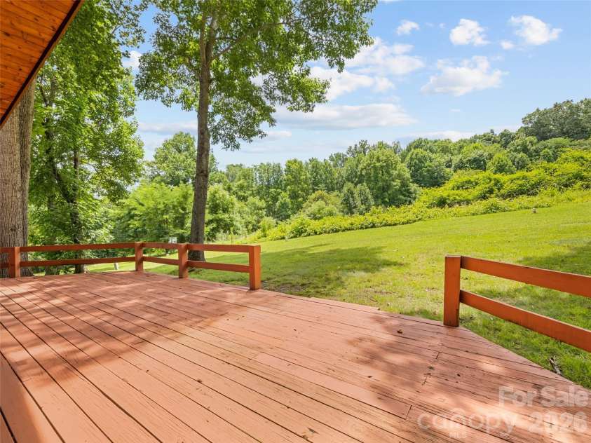 770 Shelton Cove Road, Waynesville, NC 28785.  MLS# CAR4409581, YatesRealty ID 40983. 