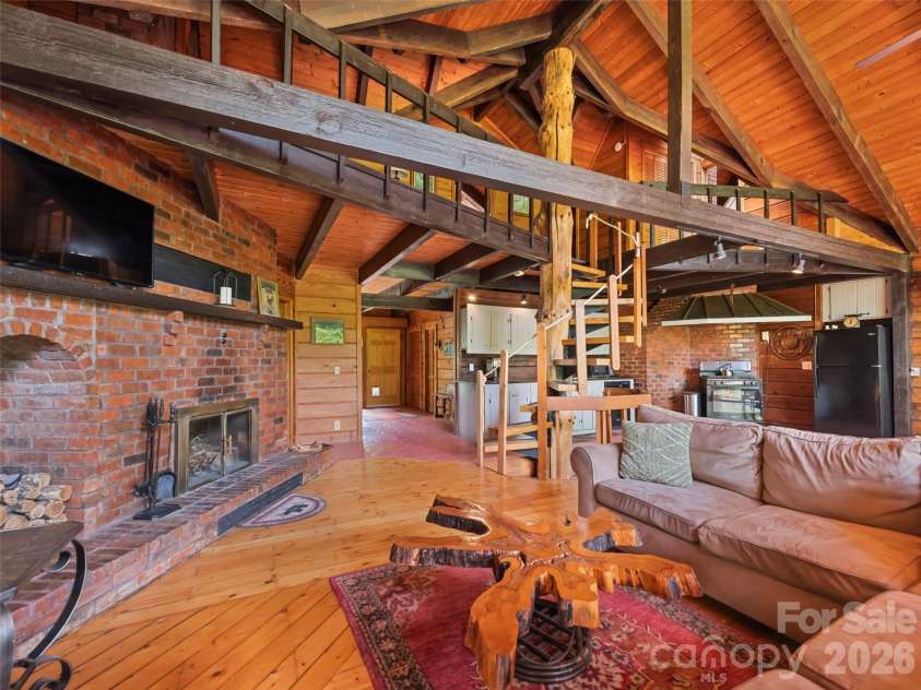 770 Shelton Cove Road, Waynesville, NC 28785.  MLS# CAR4409581, YatesRealty ID 40983. 