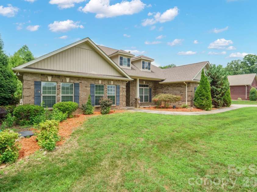 589 Shepherd Road, Troutman, NC 28166.  MLS# CAR4405314, YatesRealty ID 40988. Front of home