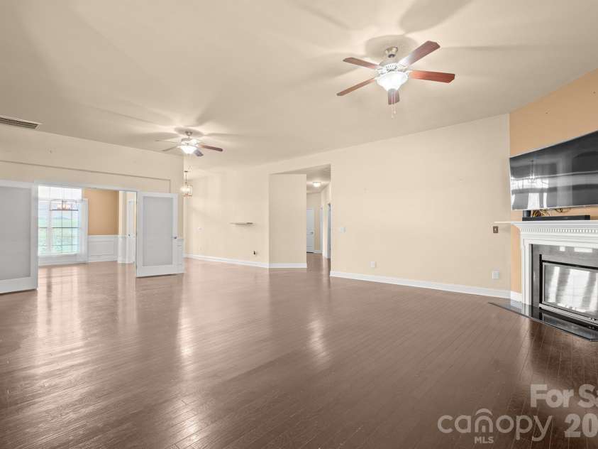 589 Shepherd Road, Troutman, NC 28166.  MLS# CAR4405314, YatesRealty ID 40988. Living room