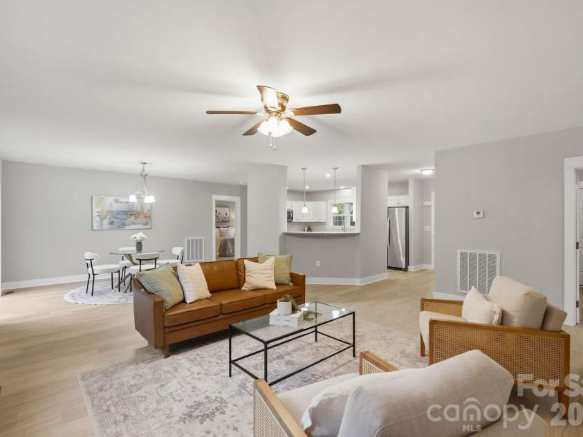 4888 Slanting Bridge Road, Sherrills Ford, NC 28673.  MLS# CAR4409082, YatesRealty ID 40989. 
