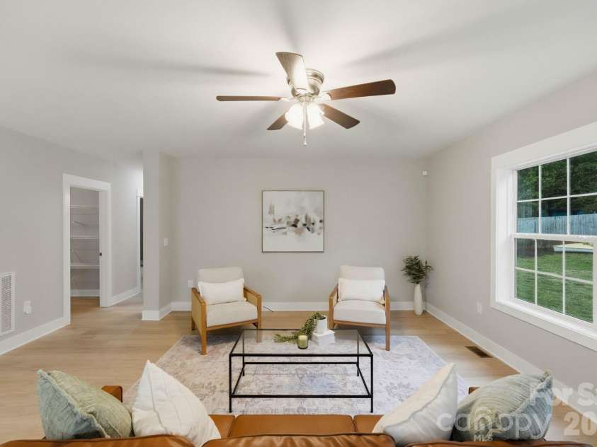 4888 Slanting Bridge Road, Sherrills Ford, NC 28673.  MLS# CAR4409082, YatesRealty ID 40989. 