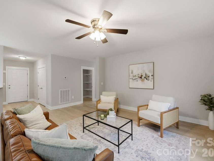 4888 Slanting Bridge Road, Sherrills Ford, NC 28673.  MLS# CAR4409082, YatesRealty ID 40989. 