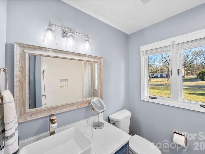 1419 Stoneyridge Drive, Charlotte, NC 28214.  MLS# CAR4343097, YatesRealty ID 4099. 