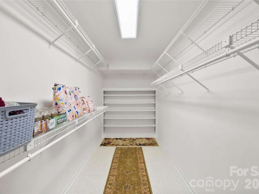 1419 Stoneyridge Drive, Charlotte, NC 28214.  MLS# CAR4343097, YatesRealty ID 4099. 