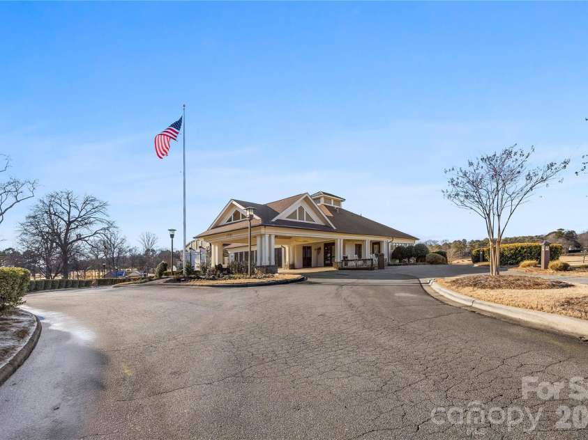 1419 Stoneyridge Drive, Charlotte, NC 28214.  MLS# CAR4343097, YatesRealty ID 4099. 