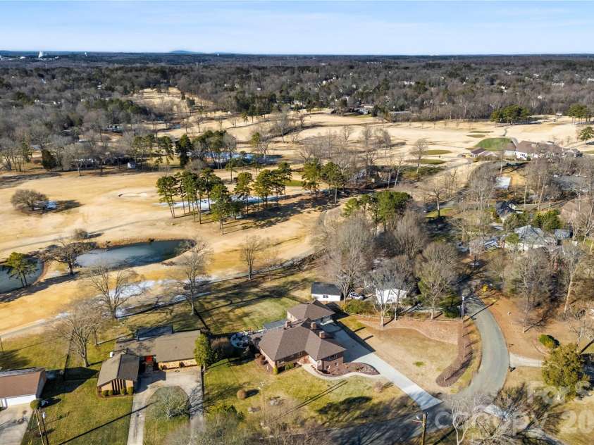 1419 Stoneyridge Drive, Charlotte, NC 28214.  MLS# CAR4343097, YatesRealty ID 4099. 