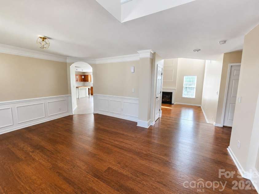131 Elba Drive, Mooresville, NC 28115.  MLS# CAR4403487, YatesRealty ID 40991. 