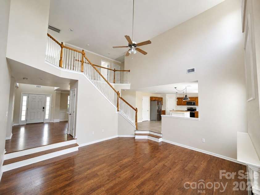 131 Elba Drive, Mooresville, NC 28115.  MLS# CAR4403487, YatesRealty ID 40991. 