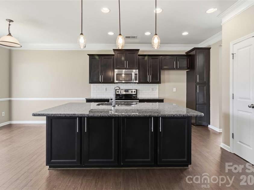 217 Hydrangea Drive, Clover, SC 29710.  MLS# CAR4398603, YatesRealty ID 40992. 