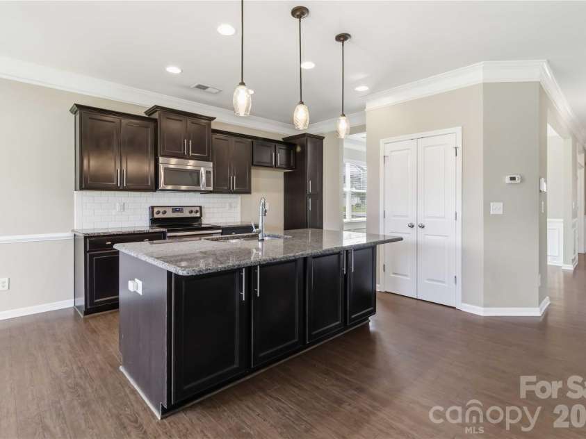 217 Hydrangea Drive, Clover, SC 29710.  MLS# CAR4398603, YatesRealty ID 40992. 