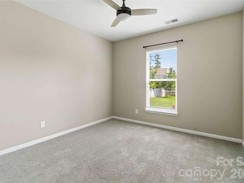 217 Hydrangea Drive, Clover, SC 29710.  MLS# CAR4398603, YatesRealty ID 40992. 