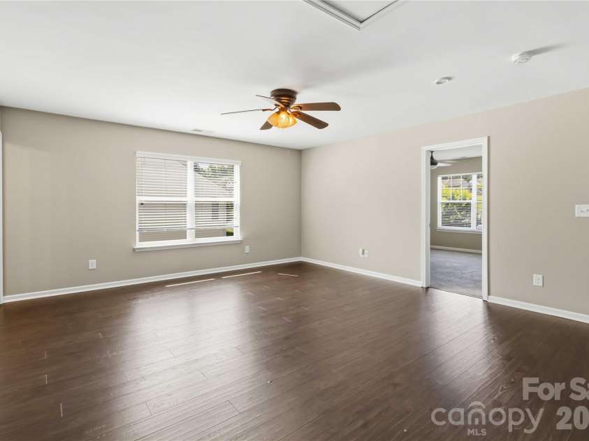 217 Hydrangea Drive, Clover, SC 29710.  MLS# CAR4398603, YatesRealty ID 40992. 