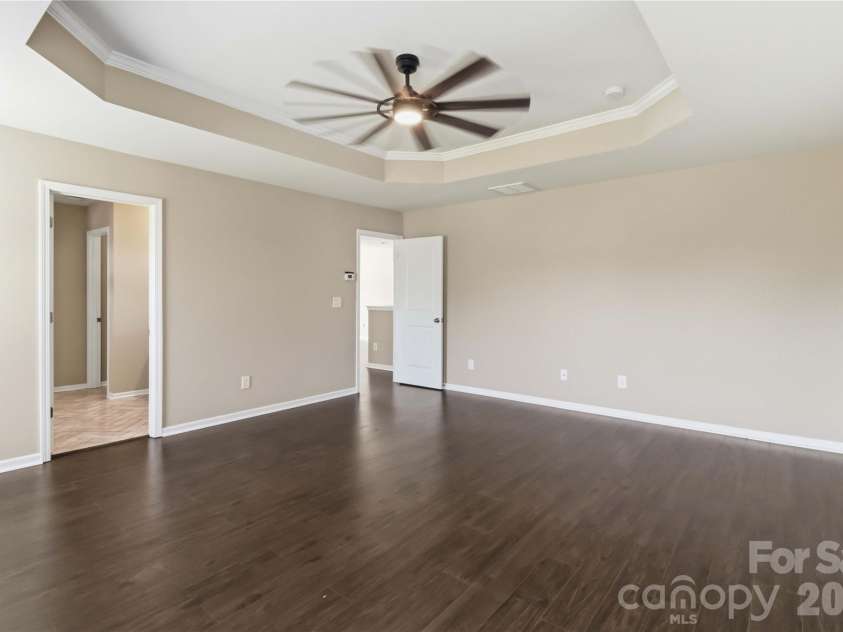 217 Hydrangea Drive, Clover, SC 29710.  MLS# CAR4398603, YatesRealty ID 40992. 