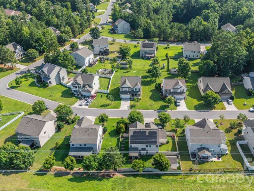 217 Hydrangea Drive, Clover, SC 29710.  MLS# CAR4398603, YatesRealty ID 40992. 