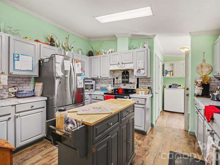 1756 Martin Road, Kings Mountain, NC 28086.  MLS# CAR4406876, YatesRealty ID 40993. 