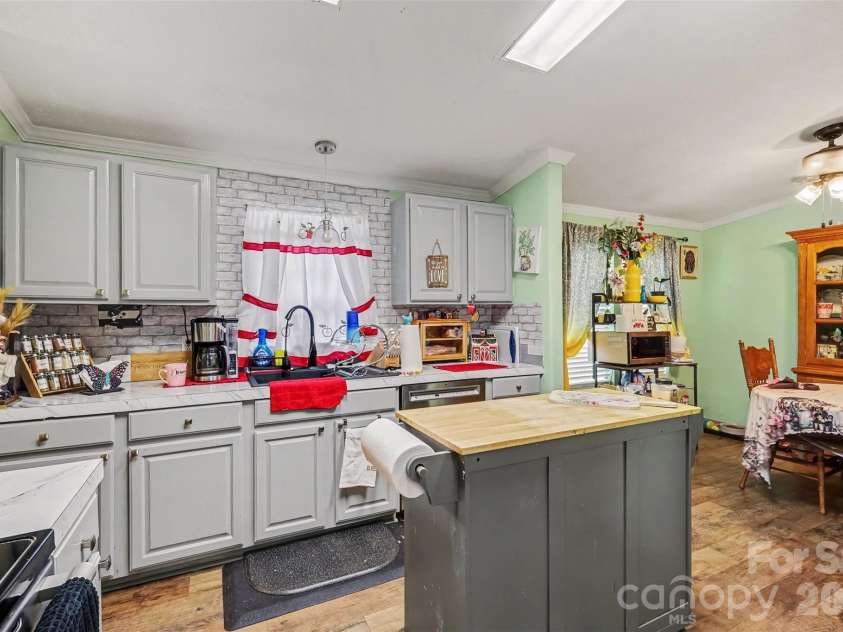 1756 Martin Road, Kings Mountain, NC 28086.  MLS# CAR4406876, YatesRealty ID 40993. 